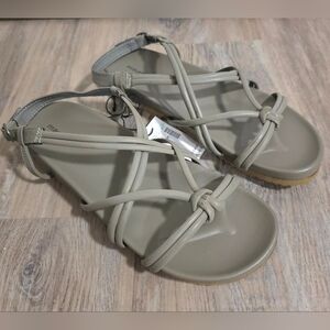 Maurices SuperCush Alexa Tubular Knotted Gray Sandal Size 9 New With Tag